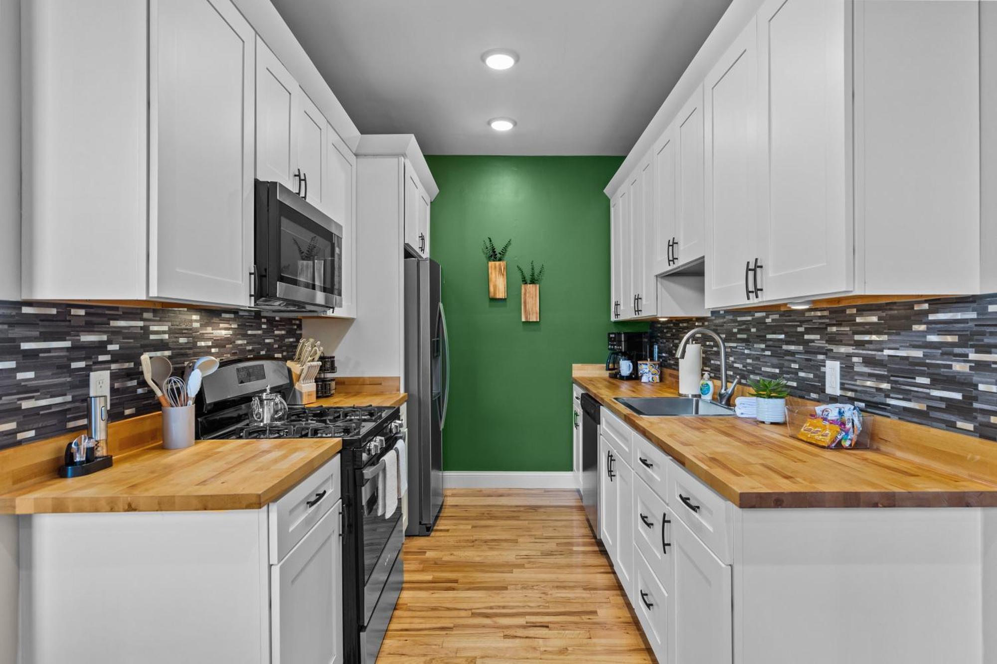 West End Whimsy | Jz Vacation Rentals Tower Grove المظهر الخارجي الصورة