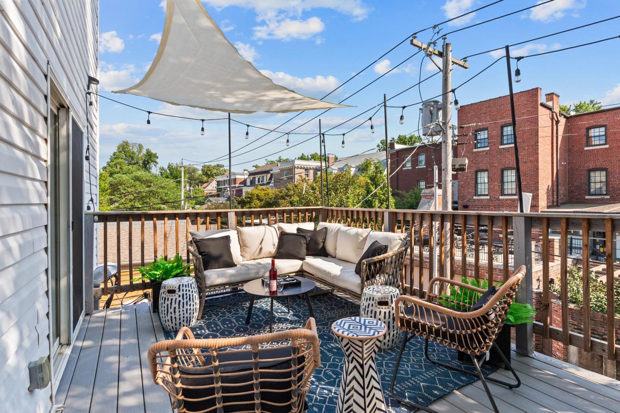 West End Whimsy | Jz Vacation Rentals Tower Grove المظهر الخارجي الصورة
