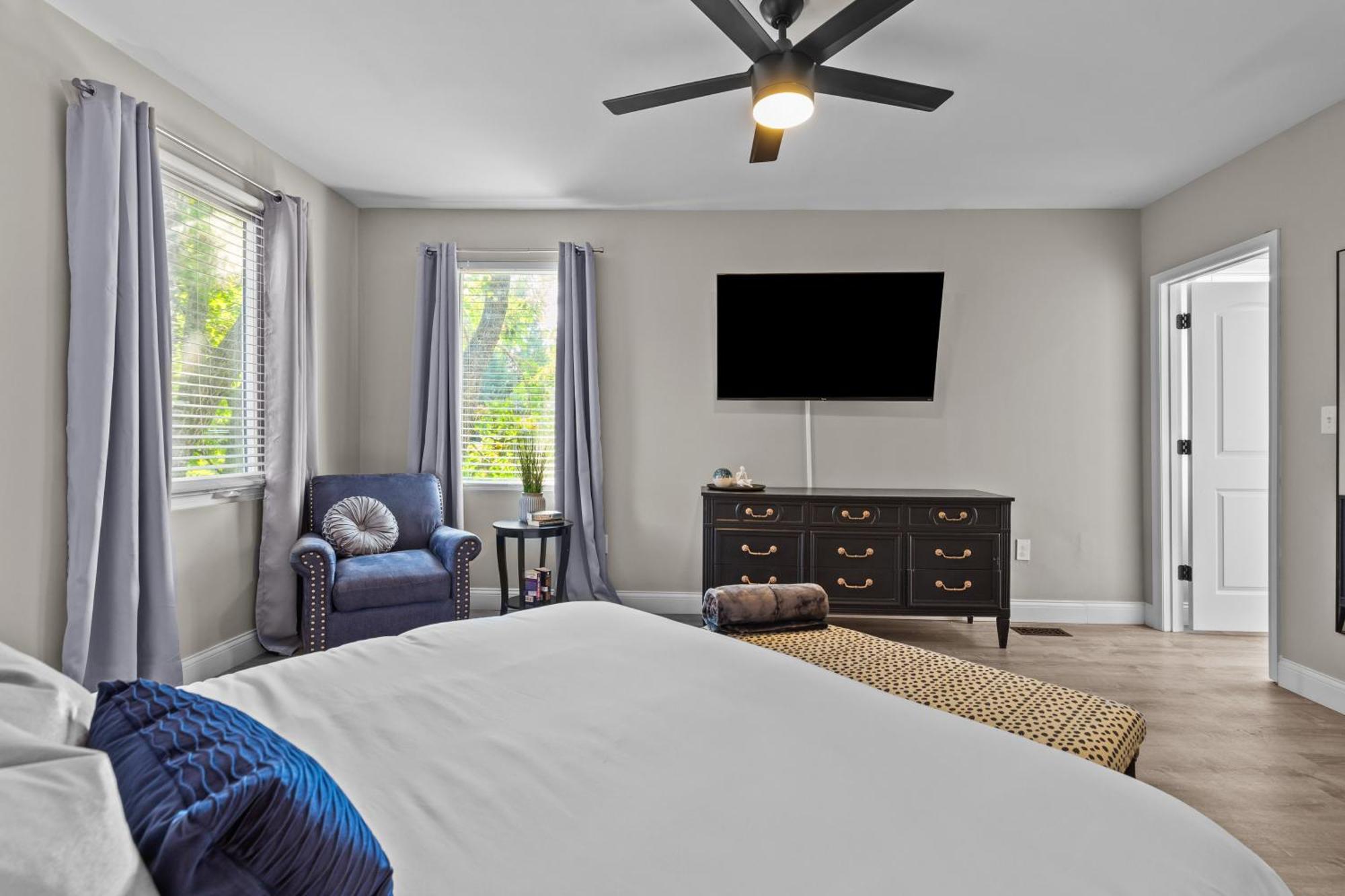 West End Whimsy | Jz Vacation Rentals Tower Grove المظهر الخارجي الصورة