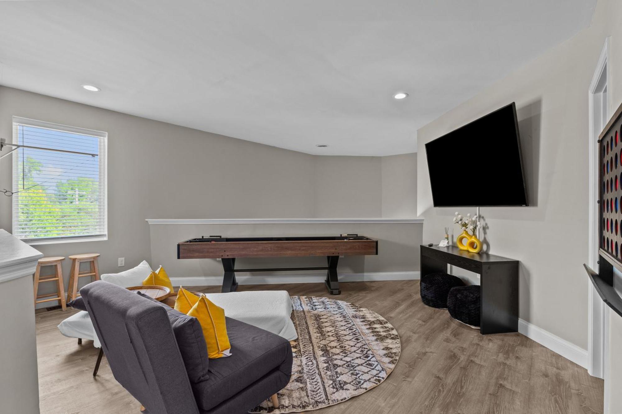West End Whimsy | Jz Vacation Rentals Tower Grove المظهر الخارجي الصورة