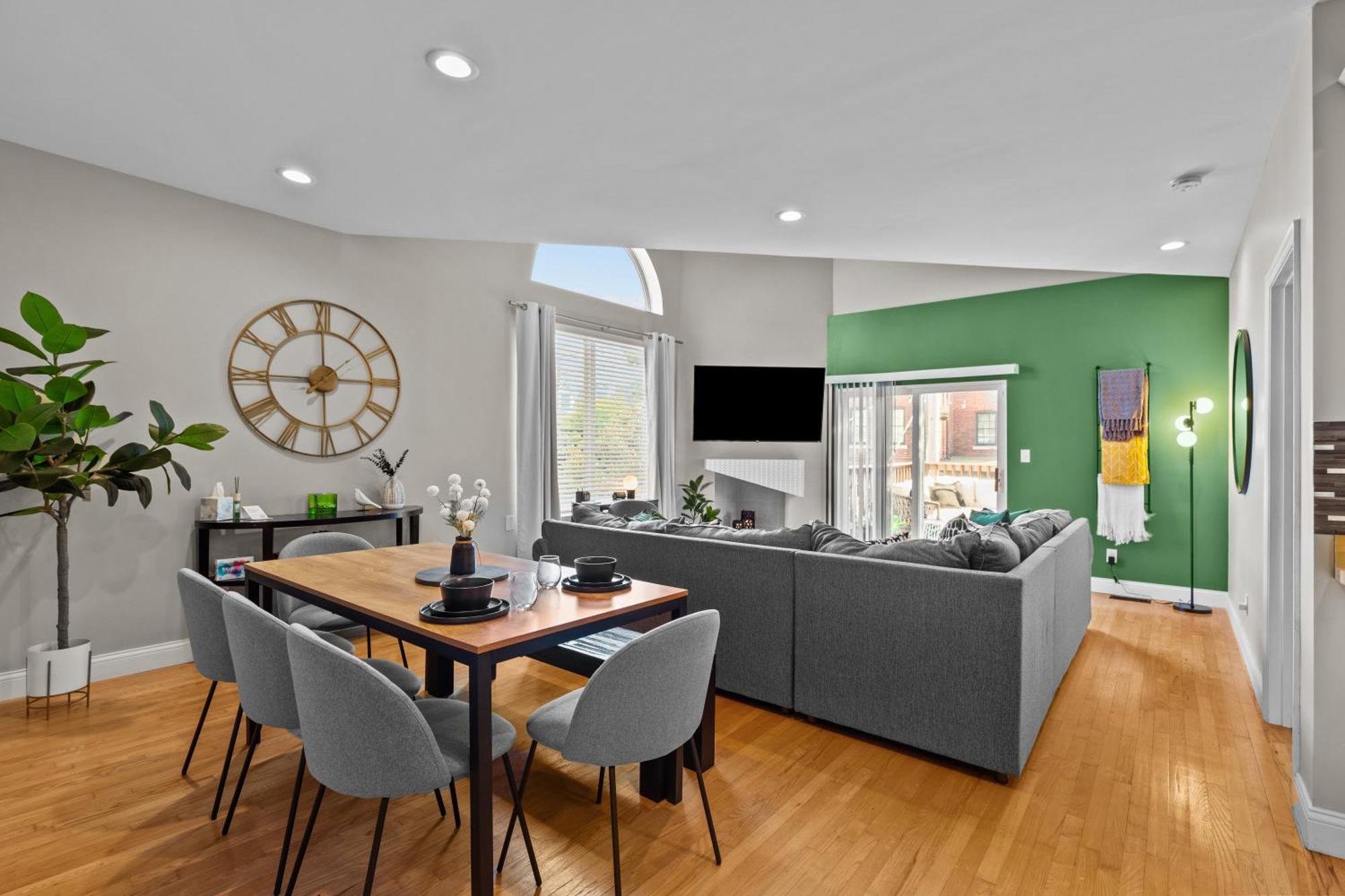 West End Whimsy | Jz Vacation Rentals Tower Grove المظهر الخارجي الصورة